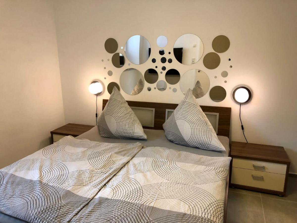 Erdgeschoss-Appartement Mit Seeterasse Ahrensbok Exteriér fotografie