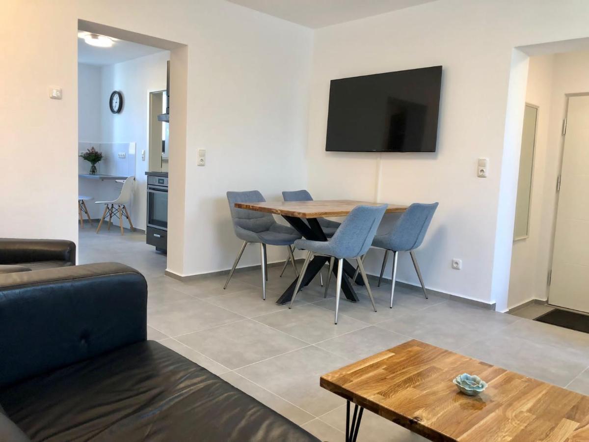 Erdgeschoss-Appartement Mit Seeterasse Ahrensbok Exteriér fotografie