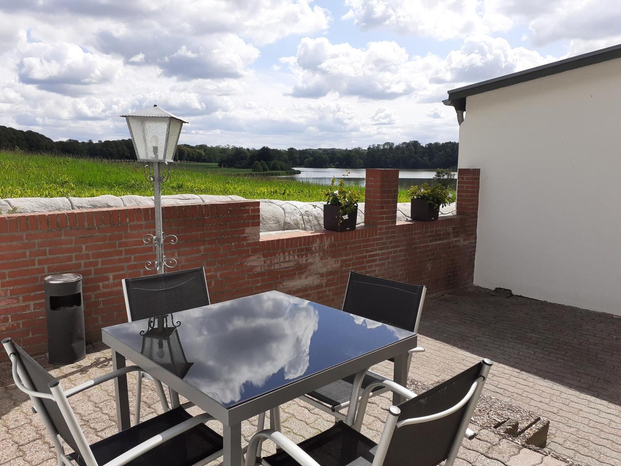 Erdgeschoss-Appartement Mit Seeterasse Ahrensbok Pokoj fotografie